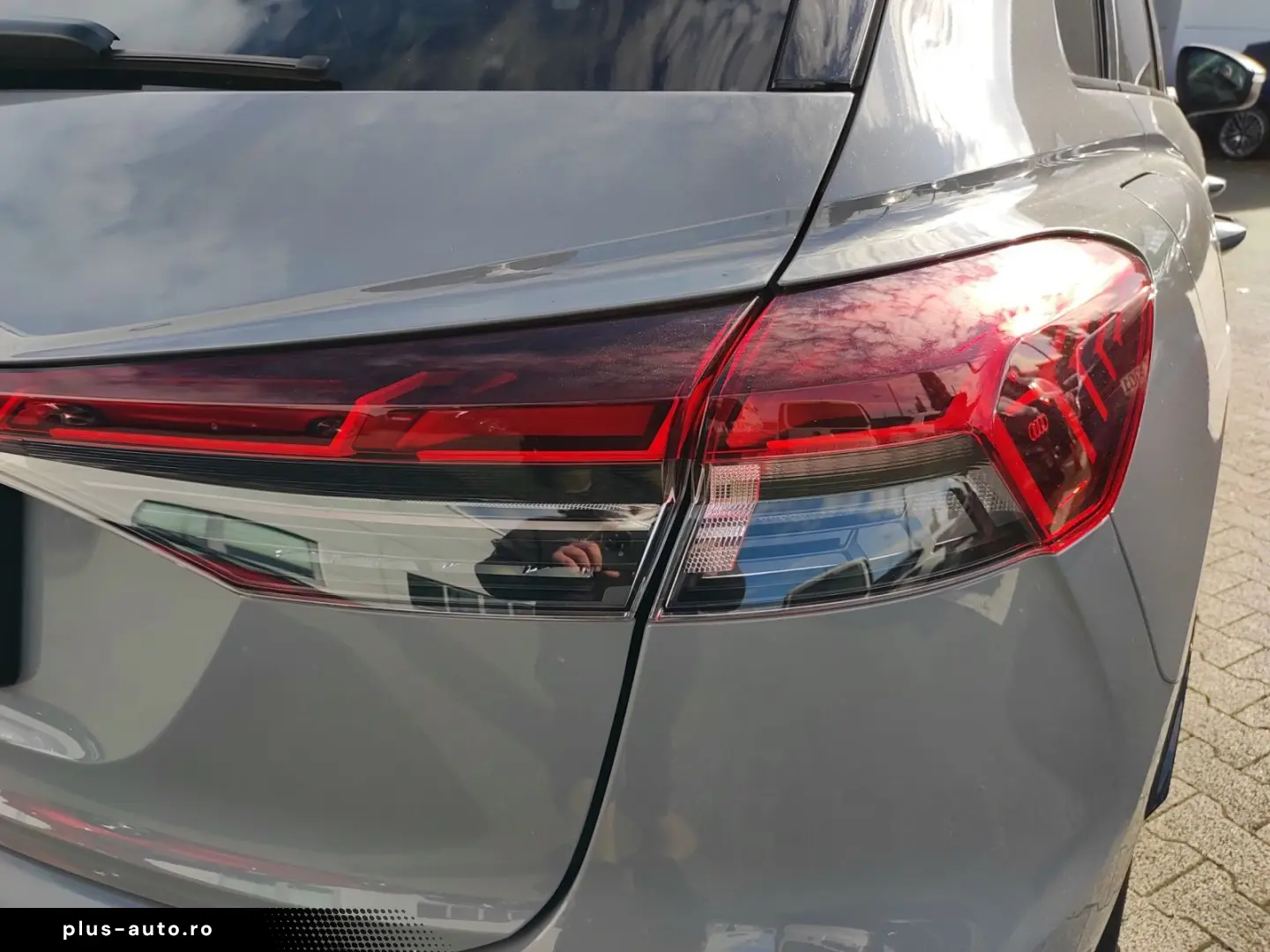 AUDI Q4 e-tron 35 Adv.  Opt.-Schwarz  Assist  R-CAM