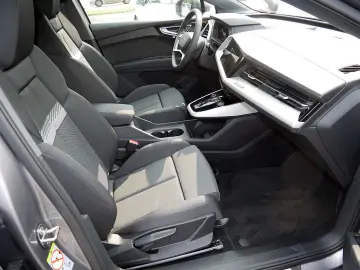 AUDI Q4 35 e-tron LED NAVIGATION SHZ PDC KLIMA FSE BT