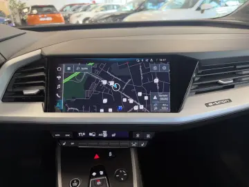 AUDI Q4 e-tron 45 ACC Sonos AHK Advanced CAM SHZ navi