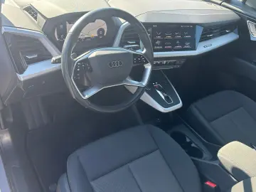 AUDI Q4 e-tron 40 NAV  HuD PARKEN 360