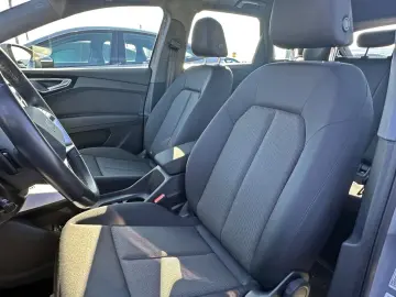 AUDI Q4 e-tron 40 NAV  HuD PARKEN 360