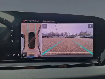 AUDI Q6 e-tron TECH LED  ACC KAM.