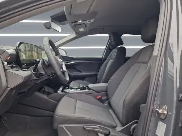 AUDI Q6 e-tron TECH LED  ACC KAM.