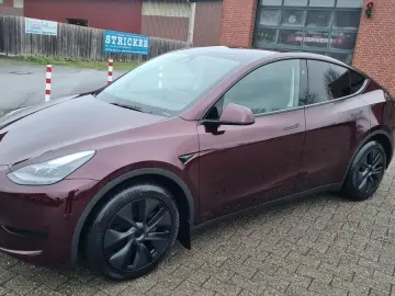 TESLA Model Y SR 2WD