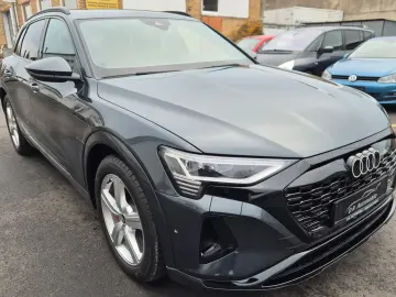 AUDI Q8 e-tron CAM Virtuall Matrix APP Quattro