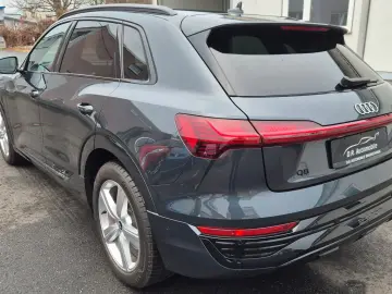 AUDI Q8 e-tron CAM Virtuall Matrix APP Quattro