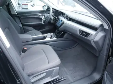 AUDI Q8 e-tron 50 S line quattro LED NAVI KAMERA SHZG