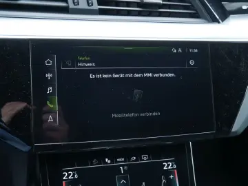 AUDI Q8 e-tron 50 S line quattro LED NAVI KAMERA SHZG