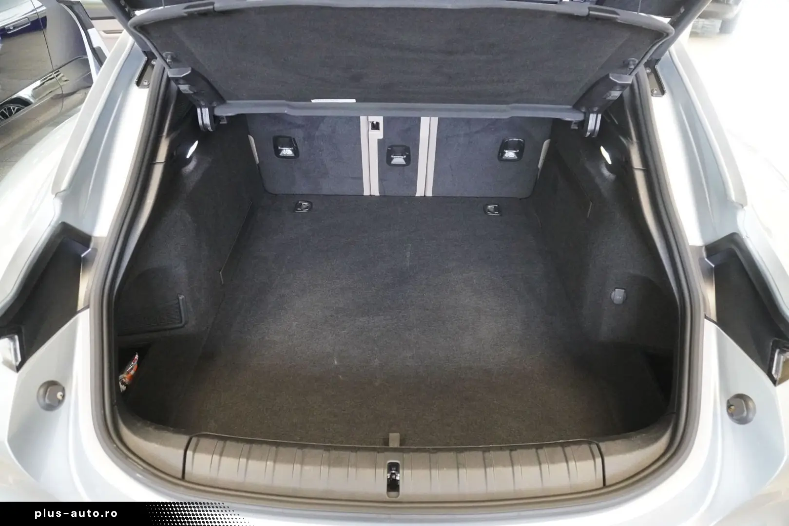 PORSCHE Taycan 4 Cross Turismo 83 7kWh 20 TurboS ACC Nav