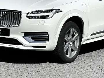 VOLVO XC90 Plus Bright Recharge Plug-In Hybrid AWD T8
