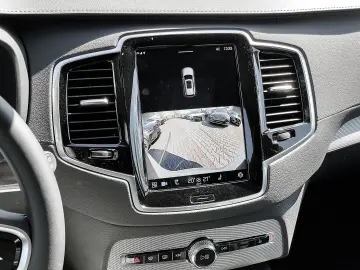 VOLVO XC90 Plus Bright Recharge Plug-In Hybrid AWD T8