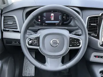 VOLVO XC90 Plus Bright Recharge Plug-In Hybrid AWD T8