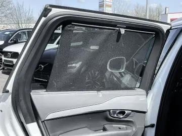 VOLVO XC90 Plus Bright Recharge Plug-In Hybrid AWD T8