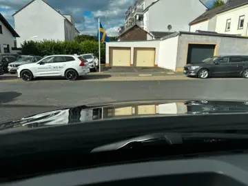 VOLVO XC90 T8 AWD Ultra 22 Pano Luft AHK 360  HUD Mass