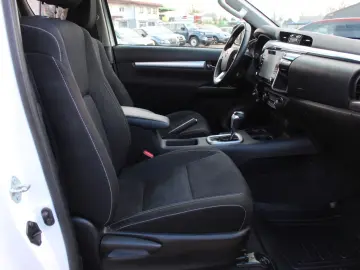 TOYOTA Hilux Extra Cab Comfort 4x4 KAMERA ACC