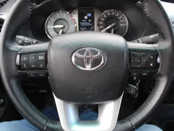 TOYOTA Hilux Extra Cab Comfort 4x4 KAMERA ACC