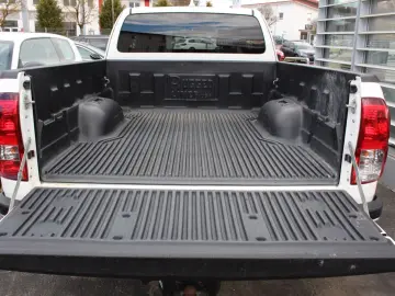 TOYOTA Hilux Extra Cab Comfort 4x4 KAMERA ACC