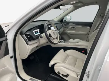 VOLVO XC90 T8 AWD Recharge Plus Bright