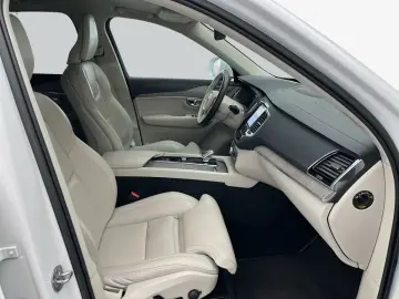VOLVO XC90 T8 AWD Recharge Plus Bright