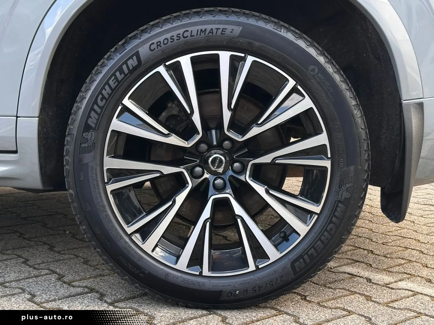 VOLVO XC90 T8 Recharge AWD Core  AHK Standh. ACC Kamer