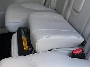 VOLVO XC90 T8 Recharge AWD Core  AHK Standh. ACC Kamer