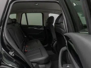 BMW X3 xDrive30i