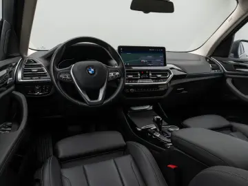 BMW X3 xDrive30i