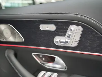 MERCEDES-BENZ MAYBACH 4Matic