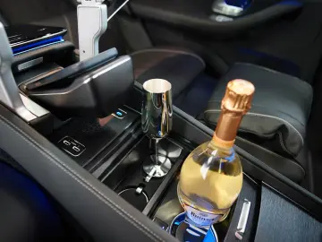 MERCEDES-BENZ MAYBACH 4Matic