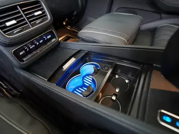 MERCEDES-BENZ MAYBACH 4Matic