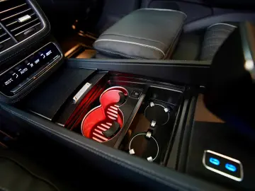 MERCEDES-BENZ MAYBACH 4Matic