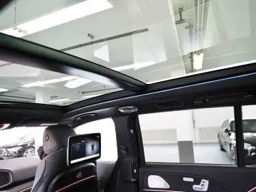 MERCEDES-BENZ MAYBACH 4Matic