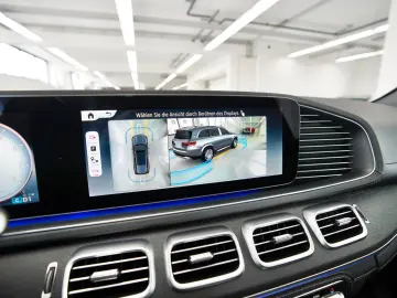 MERCEDES-BENZ MAYBACH 4Matic