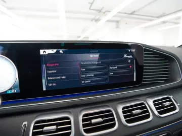 MERCEDES-BENZ MAYBACH 4Matic