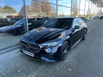 MERCEDES-BENZ E 220 d Limo AMG Line Adv AHK Distr 19