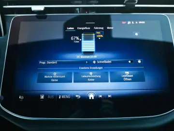 MERCEDES-BENZ E 300 e T AMG Sport AHK Distr. LED Navi