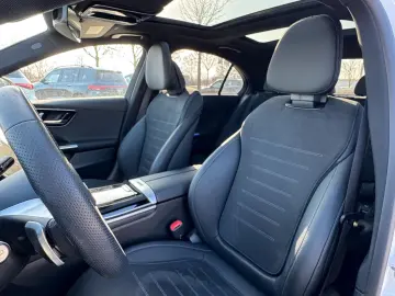 MERCEDES-BENZ C 200 d AMG  Pano Night 19