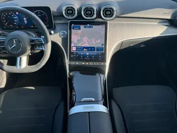 MERCEDES-BENZ C 200 d AMG  Pano Night 19