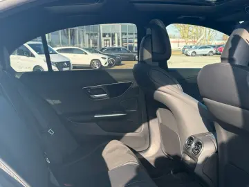 MERCEDES-BENZ C 200 d AMG  Pano Night 19