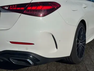 MERCEDES-BENZ C 200 d AMG  Pano Night 19