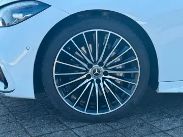 MERCEDES-BENZ C 200 d AMG  Pano Night 19