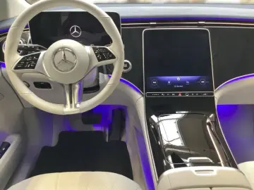 MERCEDES-BENZ EQE 300 SUV Electric Art LED 360 K AHK