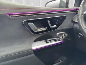 MERCEDES-BENZ EQE350   SUV AMG 96kWh Night Pano Burm 21