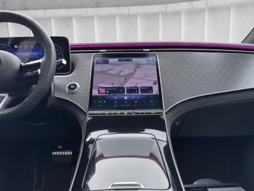 MERCEDES-BENZ EQE350   SUV AMG 96kWh Night Pano Burm 21