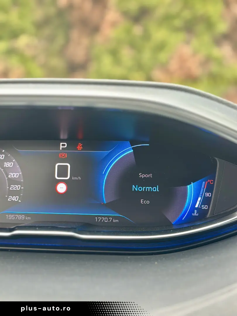 Peugeot 3008 2021 Conversie la lantul de 8 Rate Garantie