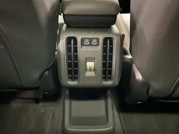 MINI John Cooper Works Countryman ALL4 JCW Trim DA. P