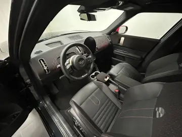 MINI John Cooper Works Countryman ALL4 JCW Trim DA. P