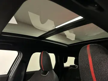 MINI John Cooper Works Countryman ALL4 JCW Trim DA. P