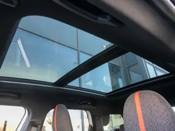 MINI Countryman S ALL4 JCW Trim Pano HeadUp AHK RfKam