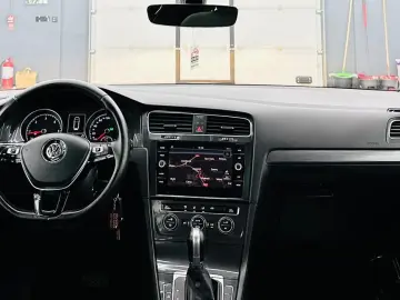 VOLKSWAGEN GOLF 2018 1.6D E6 Garantie 12 Luni Rate Avans 0 D